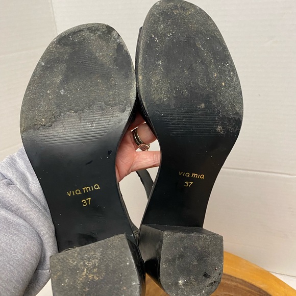 Via Mia Leather Ankle Strap Heeled Sandals - Picture 7 of 8